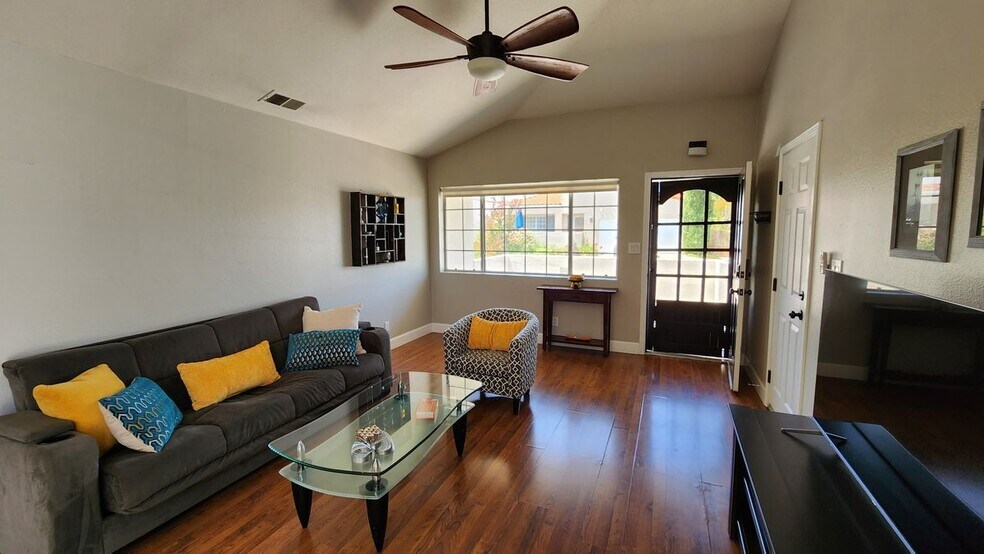 Building Photo - 911 Patria Cir