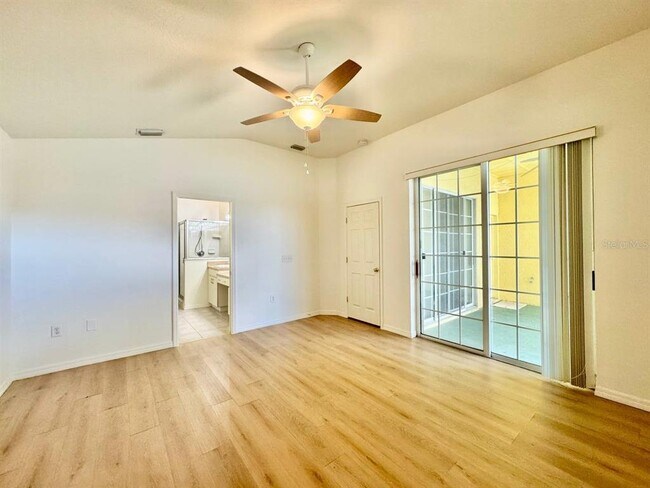 Building Photo - 22537 Roderick Dr