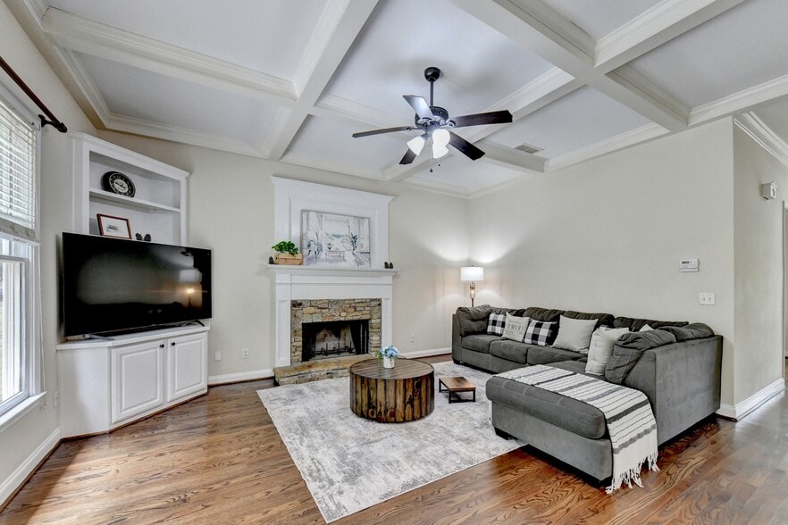Building Photo - 205 Crown Vetch Ln
