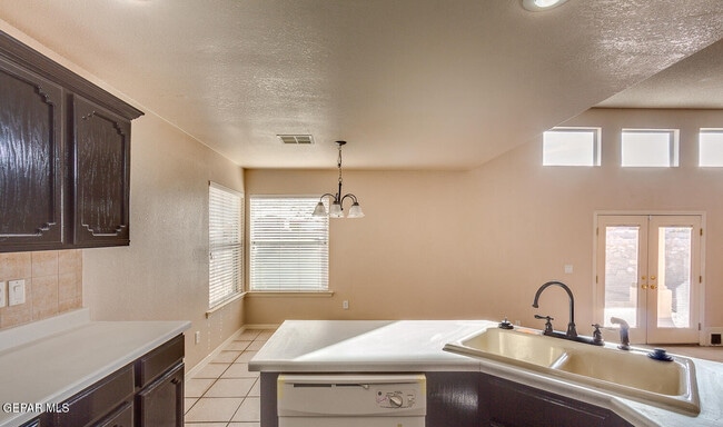 Building Photo - 12344 Tierra Limpia Dr