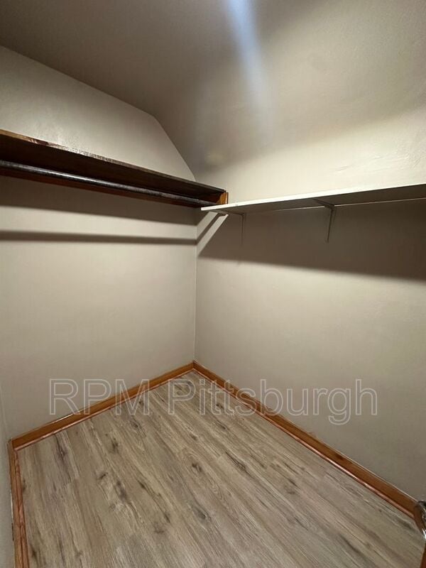 Building Photo - 533 Freeport Rd