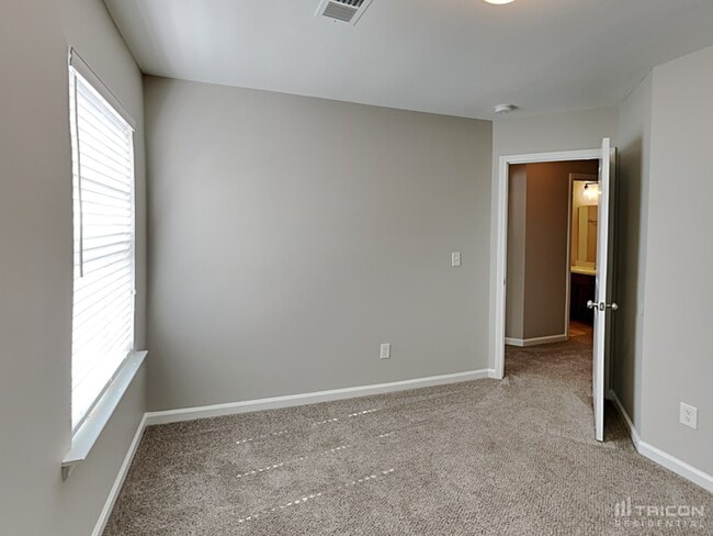Building Photo - 175 Stanley Ct