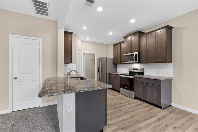 Building Photo - 272 Moonstone Way