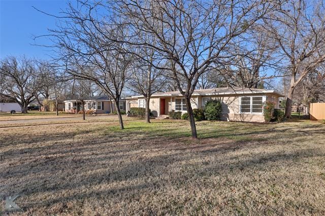 Building Photo - 4042 Benbrook St