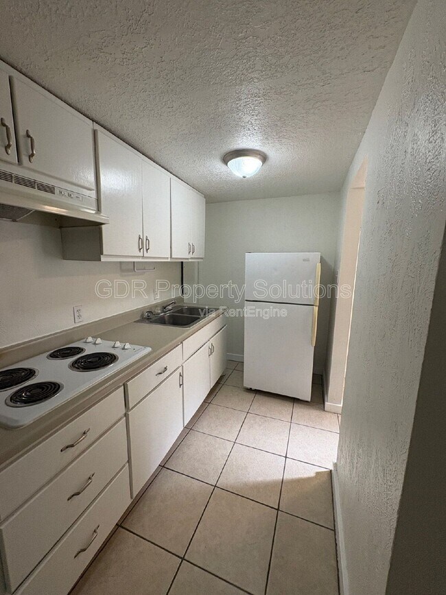 Building Photo - 408 Pennsylvania St SE