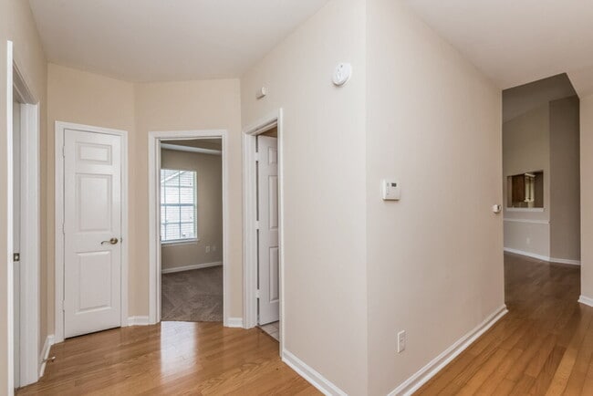 Building Photo - 73 Hamil Ct NW