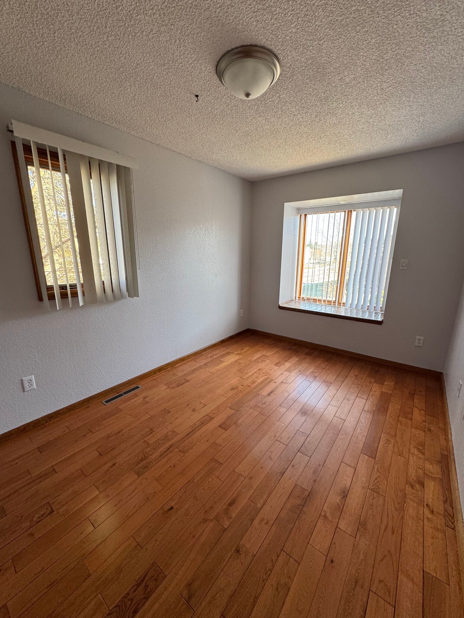 Formal Dining or Bedroom 4 - 5510A TOWNSEND PL