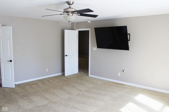 Building Photo - 2244 McGregor Ct