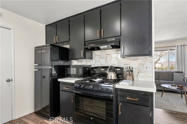 Building Photo - 60231 Granada Dr