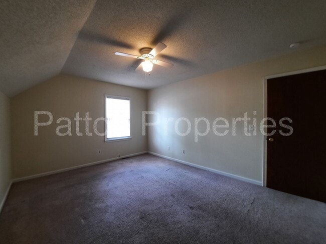 Building Photo - 1601 Willowby St