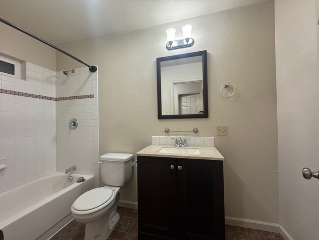 Building Photo - 4753 Herron Rd