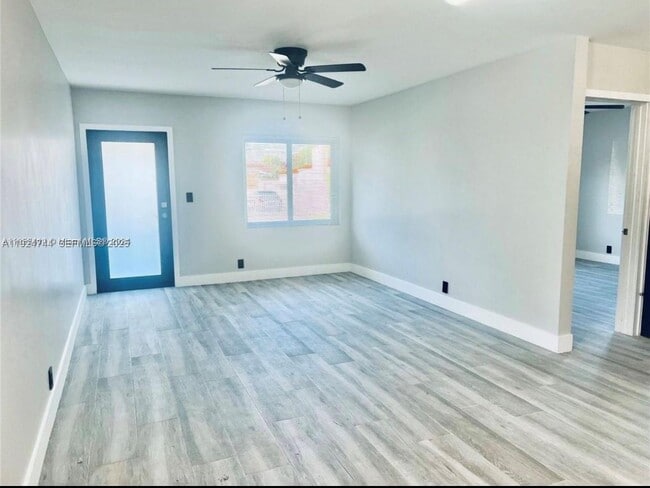 Building Photo - 3110 SW 19th Ter