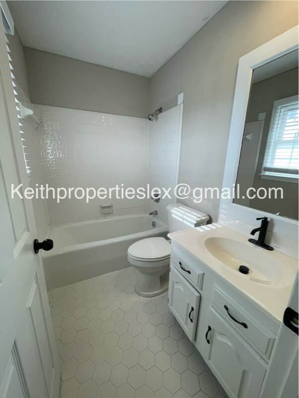 Building Photo - 2008 Huckleberry Cir