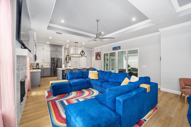 Great room with generous seating - 13265 SW 9th Rd