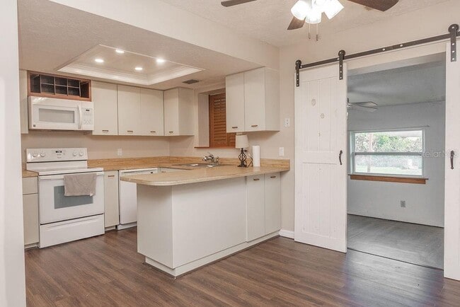 Building Photo - 1145 8th Ave