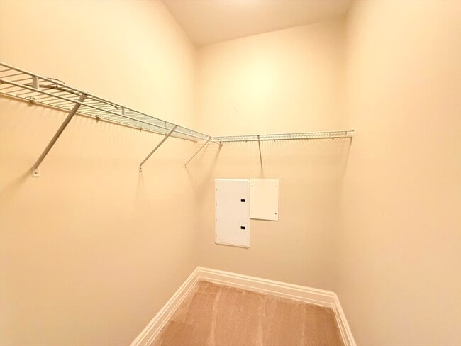 Building Photo - 59 Walpole St