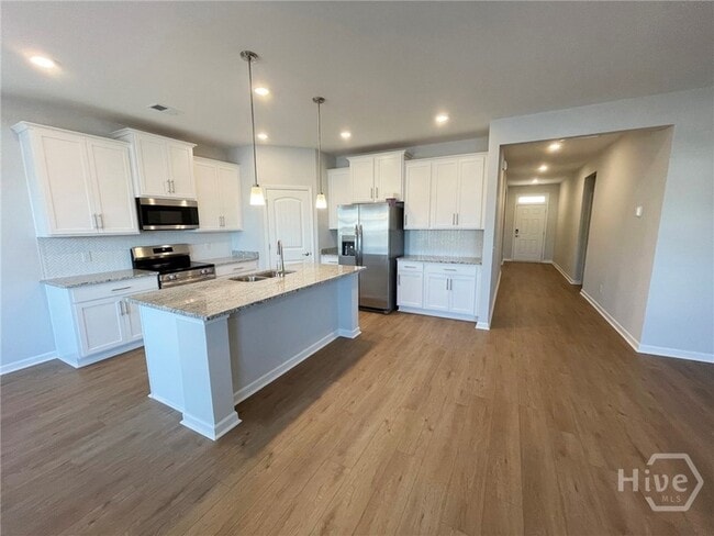 Building Photo - 750 Sessile Oak Dr