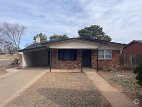 Building Photo - For Rent: Beautifully Remodeled Home in La...