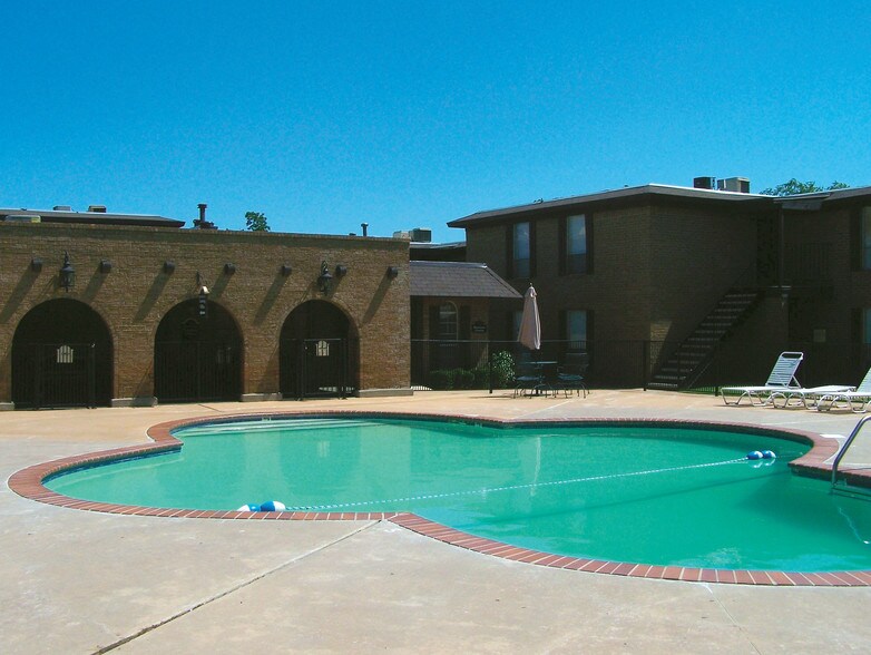 Meadow Park Apartments 11051/2 W I 240 Service Rd Oklahoma City OK 73139 Apartment Finder