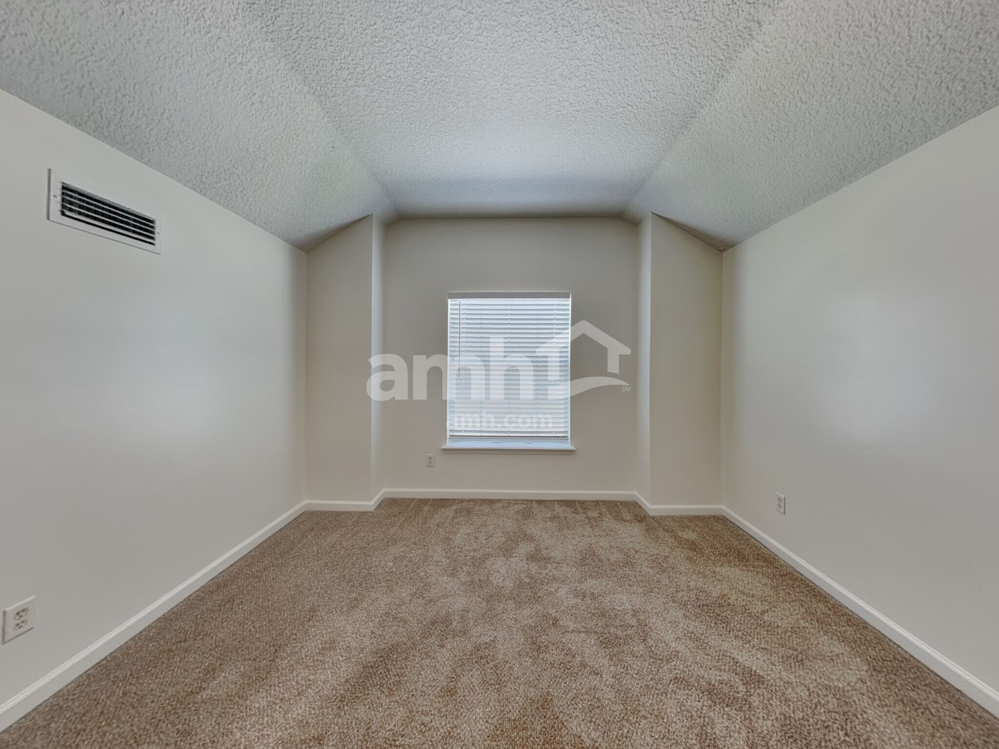 Building Photo - 3748 Juliet Leia Cir S