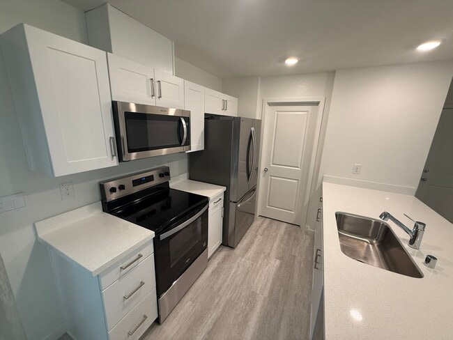 Building Photo - New Home in Gates Community