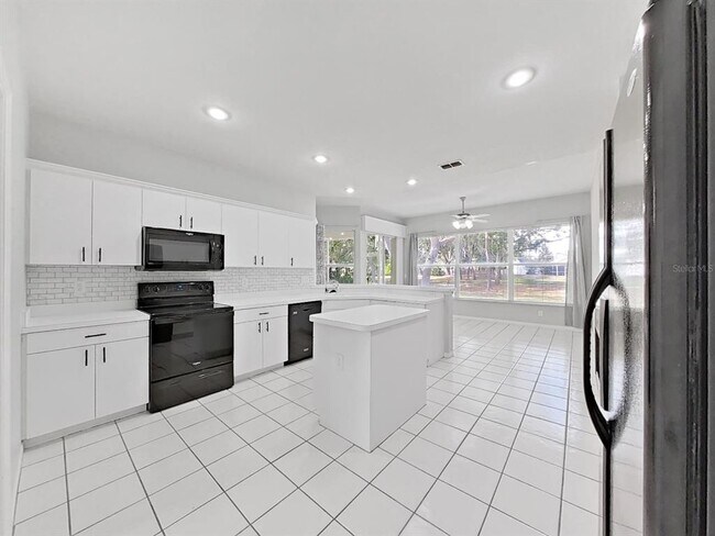 Building Photo - 3307 Kilmer Pl