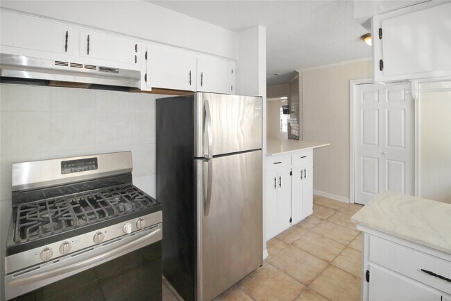 Building Photo - 10322 Nold Dr