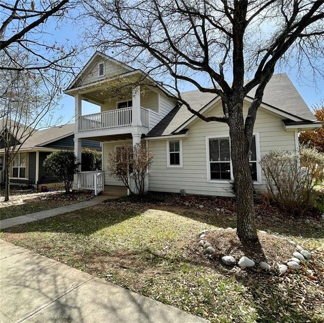 Building Photo - 161 Strawn