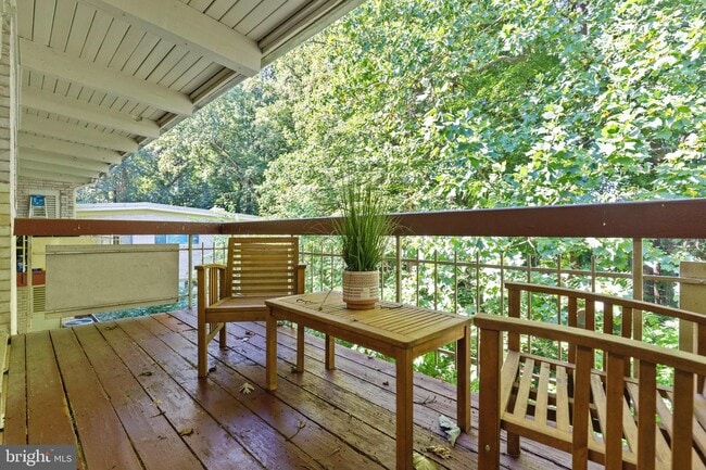 Building Photo - 4381 Americana Dr