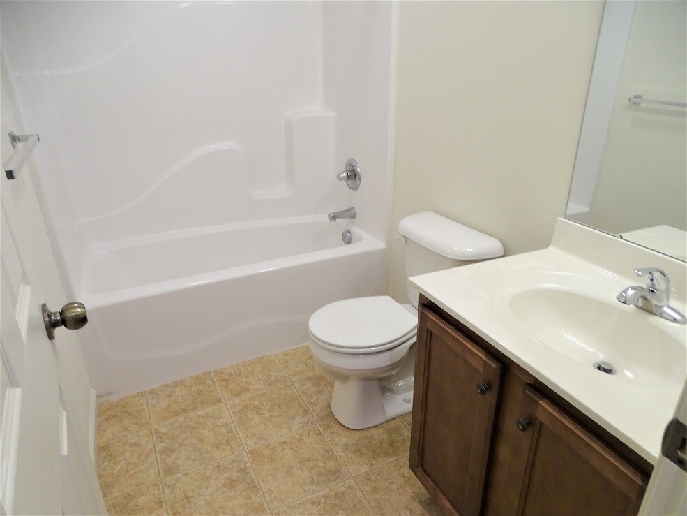 Building Photo - 197 Linda Sue Ln