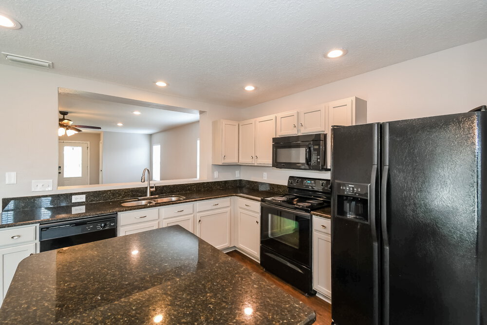 Building Photo - 2139 Fresco Dr