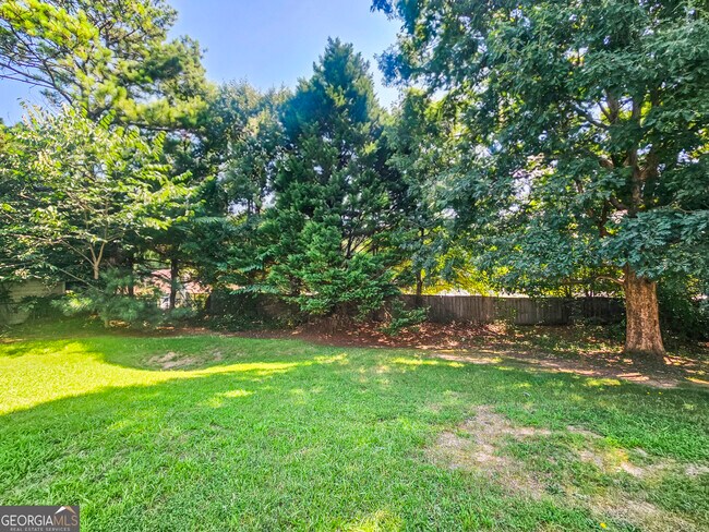 Building Photo - 768 Wilkes Dr