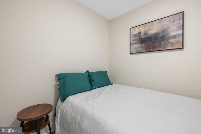 Building Photo - 3517 14th St NW