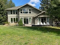 Building Photo - Stunning High-End Home on the 17th Hole at...