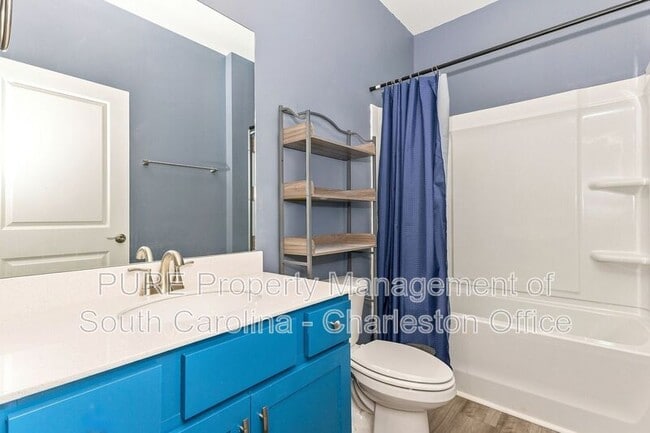 Building Photo - 484 Pender Woods Dr