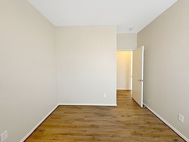 Building Photo - 9716 Minton Dr