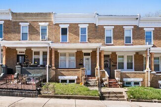 Building Photo - Modern & Bright 4-Bedroom Home – Comfort &...