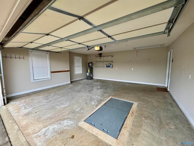 Building Photo - 113 Edgebrook Dr