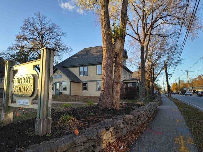 Building Photo - 386 Union Ave
