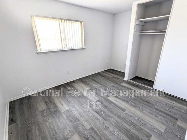 Building Photo - 917 Cabrillo Dr