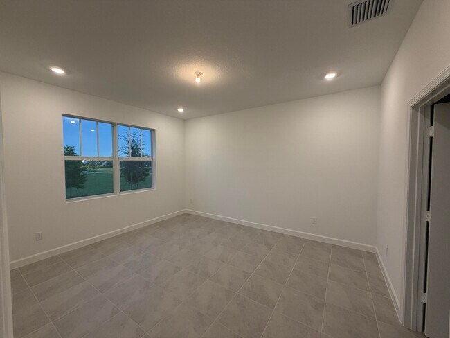 Building Photo - 1650 Pelican Post Pl
