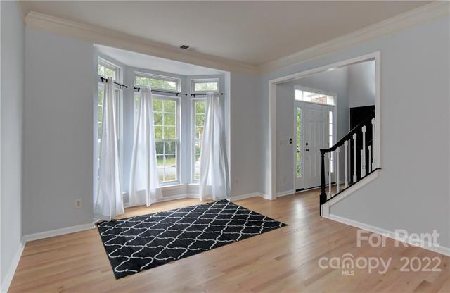 Building Photo - 517 Chadmore S Dr