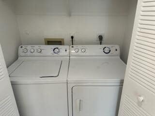 Building Photo - 3089 Inglewood Terrace