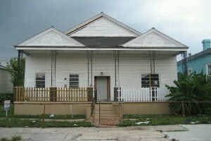 Building Photo - 2642 Dumaine St