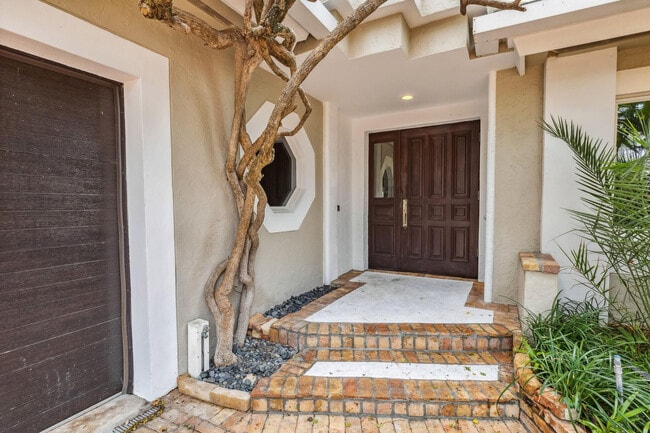 Building Photo - 3301 NE 16th St