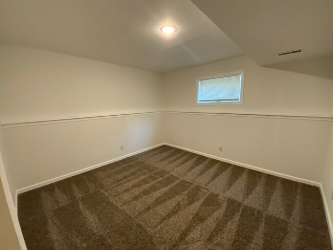 Building Photo - 203-203 Briarcrest Ct