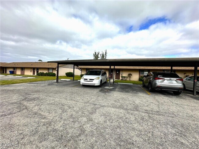 Building Photo - 829 Gleason Pkwy