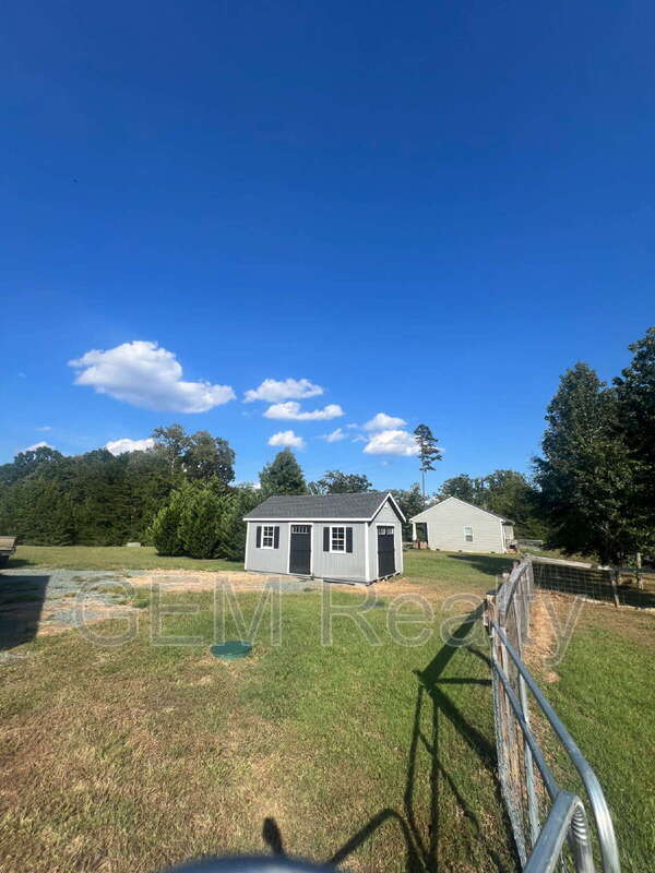 Building Photo - 90 Hickory Ridge Cir