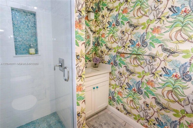 Building Photo - 1147 Buchanan St