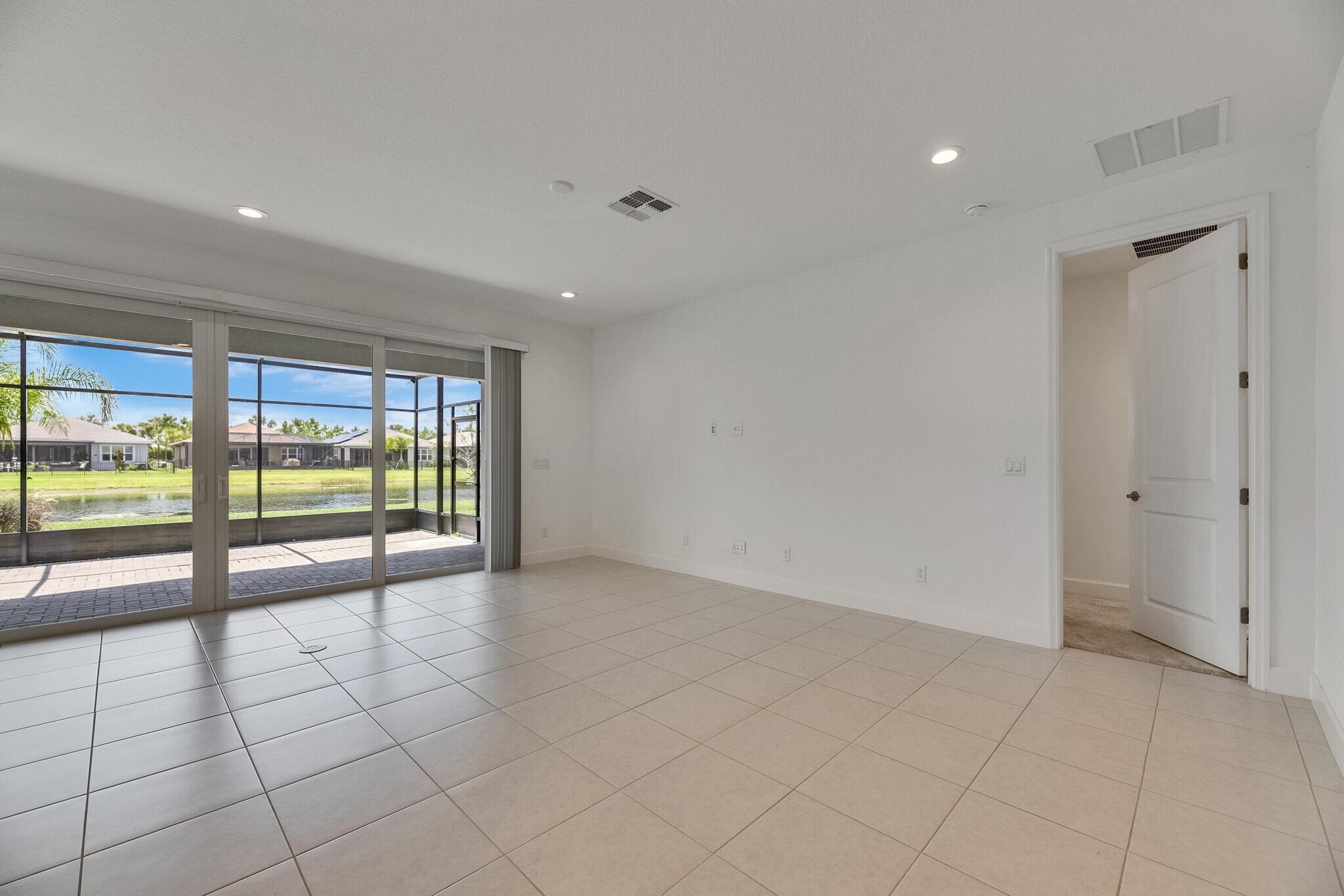 Building Photo - 4915 Sienna Isles Ave